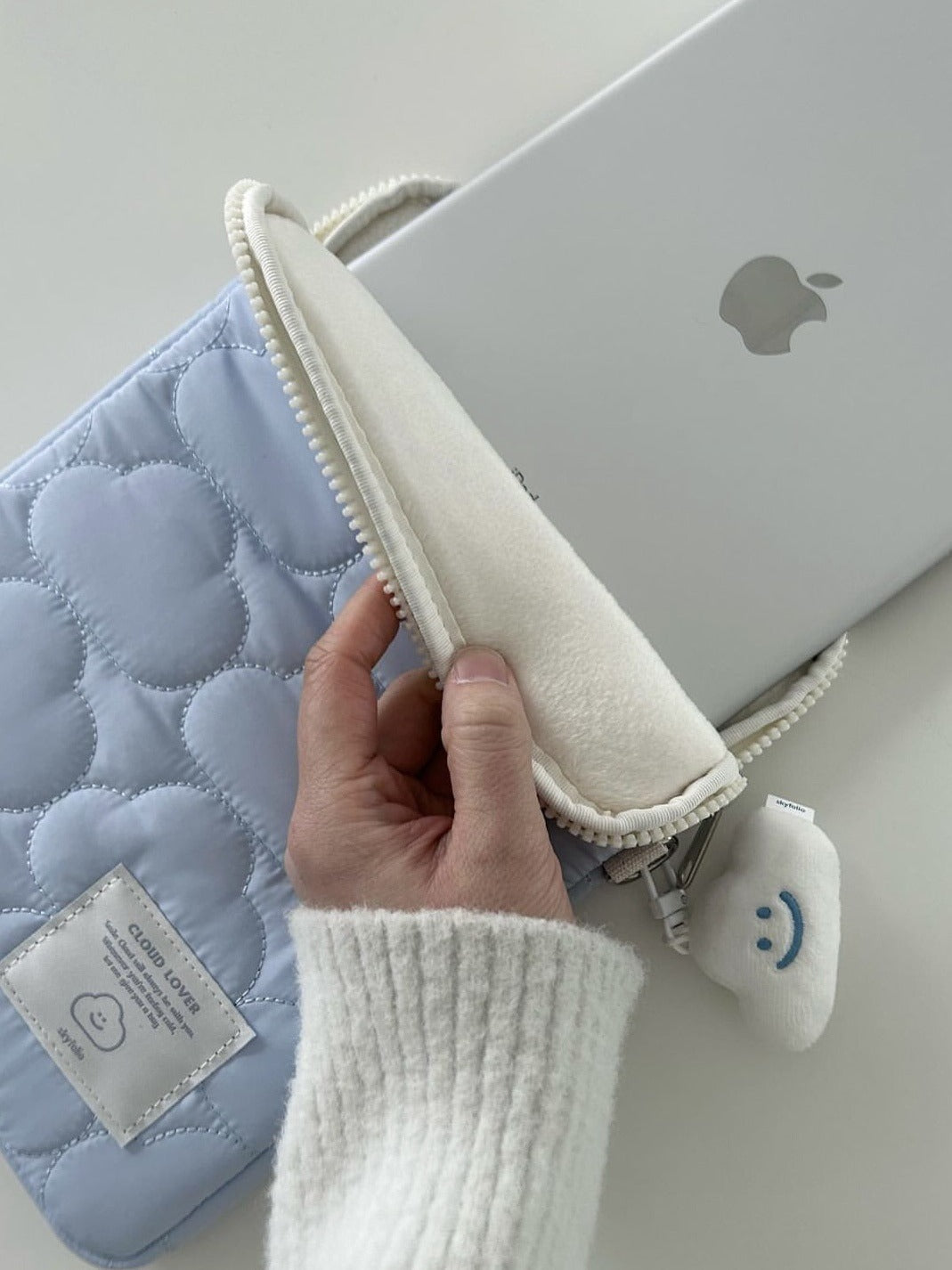 Wolken Laptophoes – iPad & Tablet Sleeve 11/13/15 inch